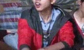 我裂开了什么梗