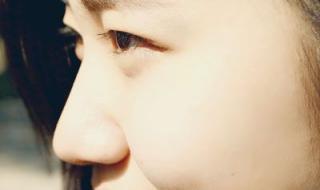 女人脸上长痣面相图