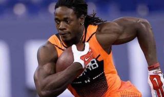 美国女子橄榄球运动员