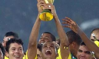 2002年世界杯金球奖